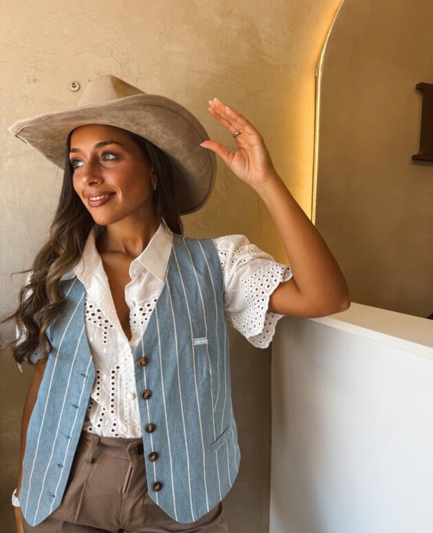 CHALECO LINO SOL DE MAYO