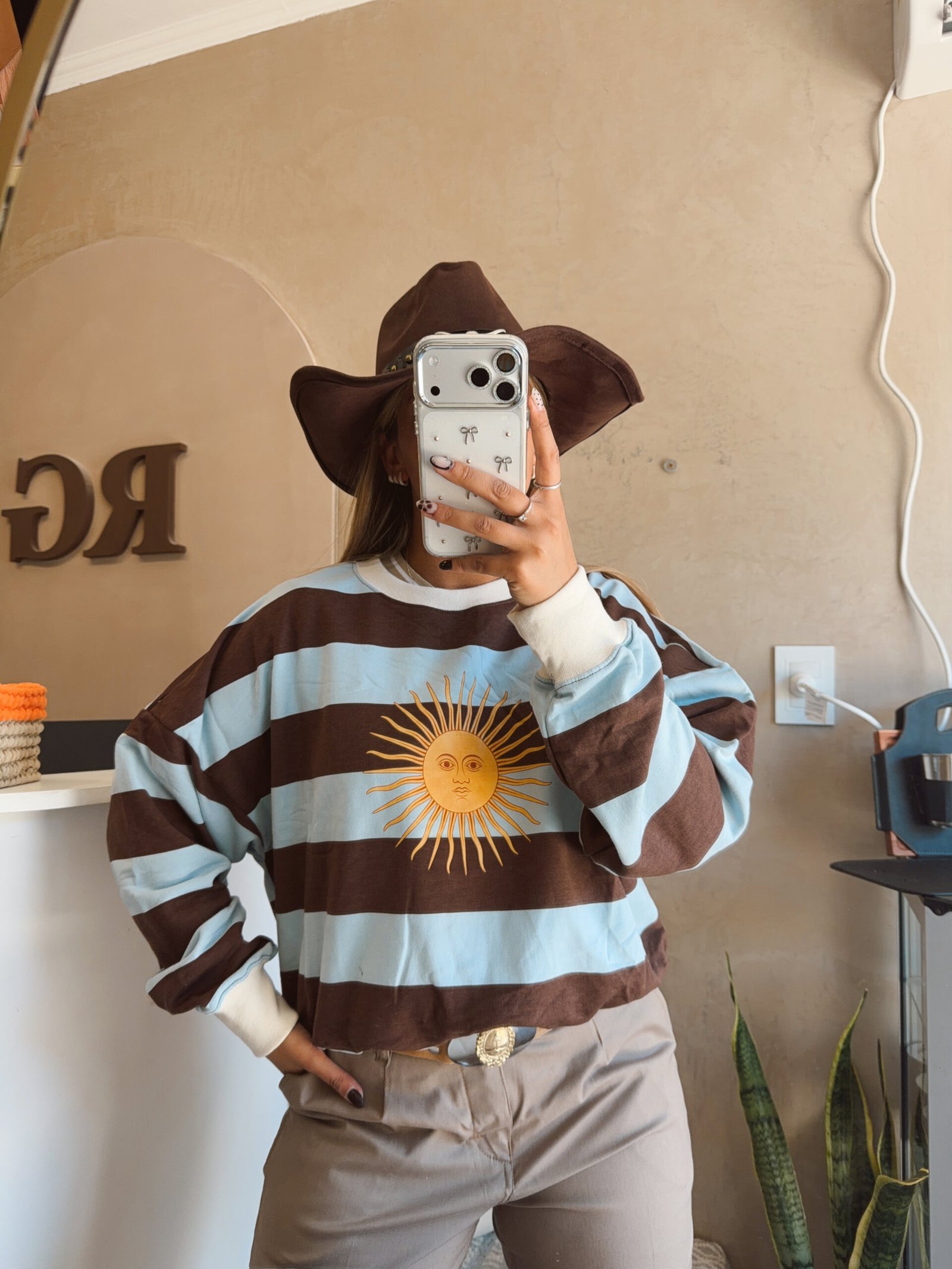 BUZO SOL RUSTICO MARRON-CELESTE - Image 2