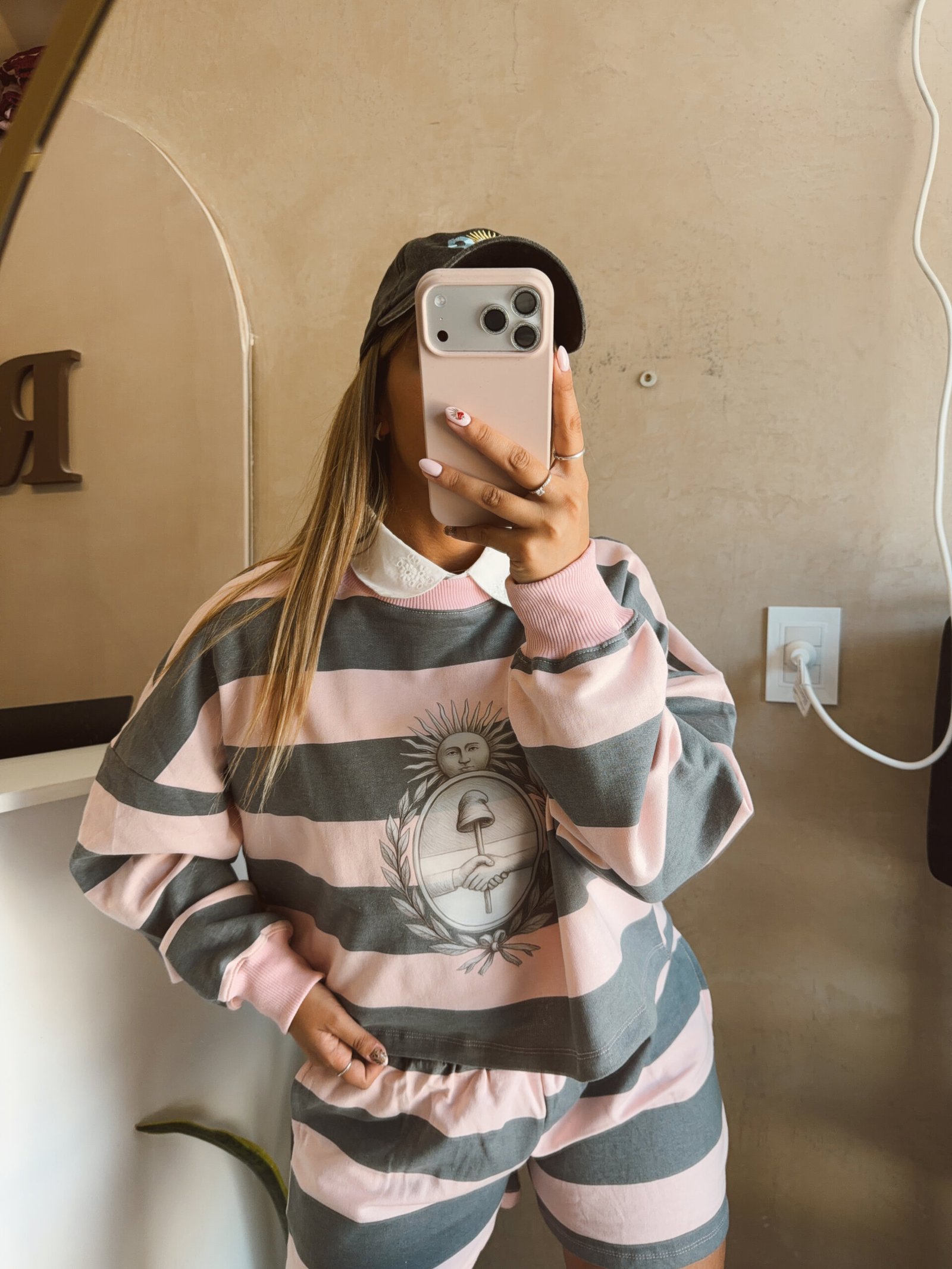 BUZO RÚSTICO ESCUDO GRIS