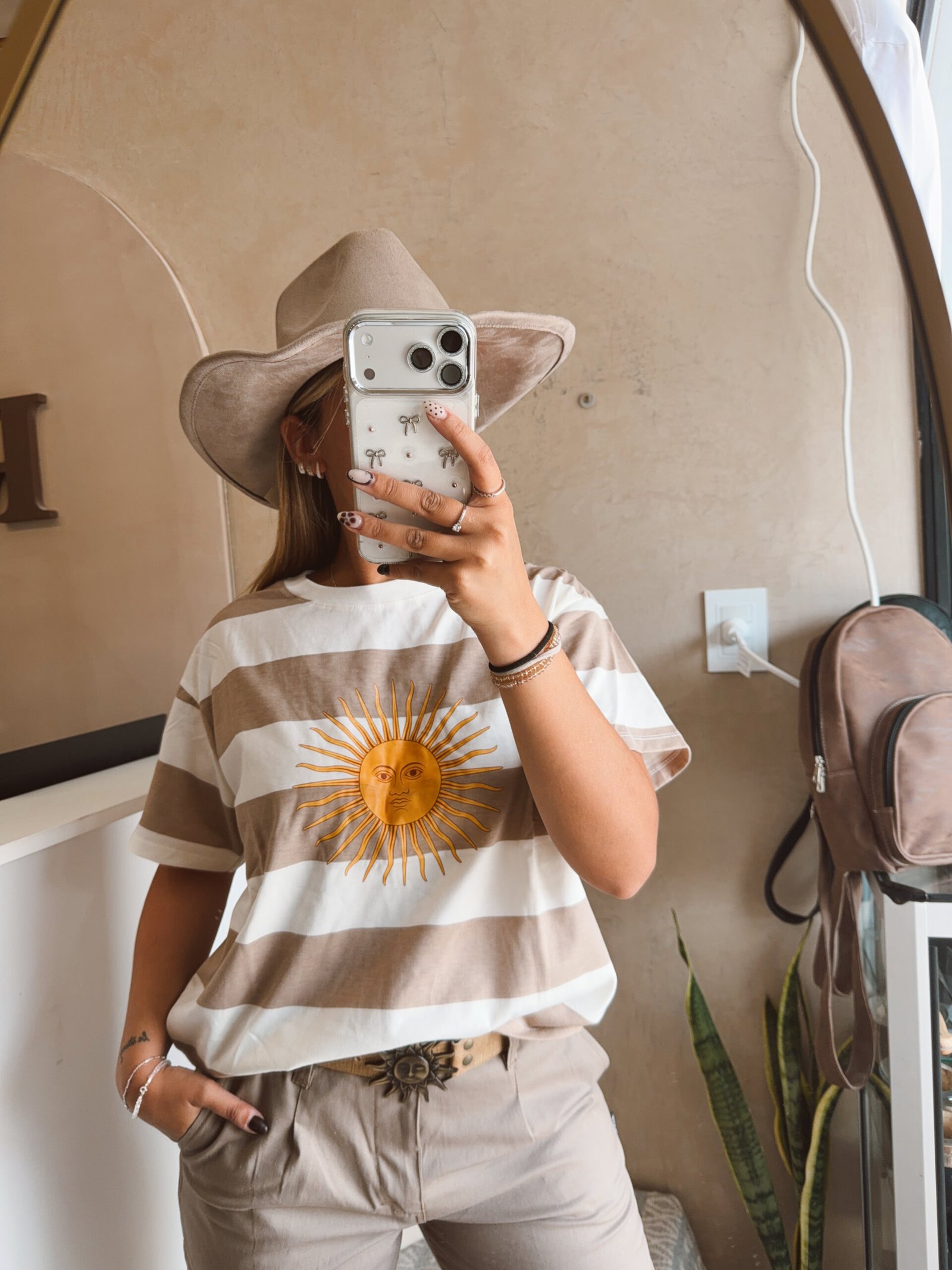 REMERA ALGODON BEIGE SOL