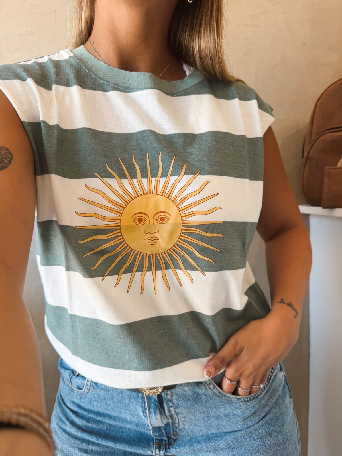 MUSCULOSA RAYADA SOL DE MAYO