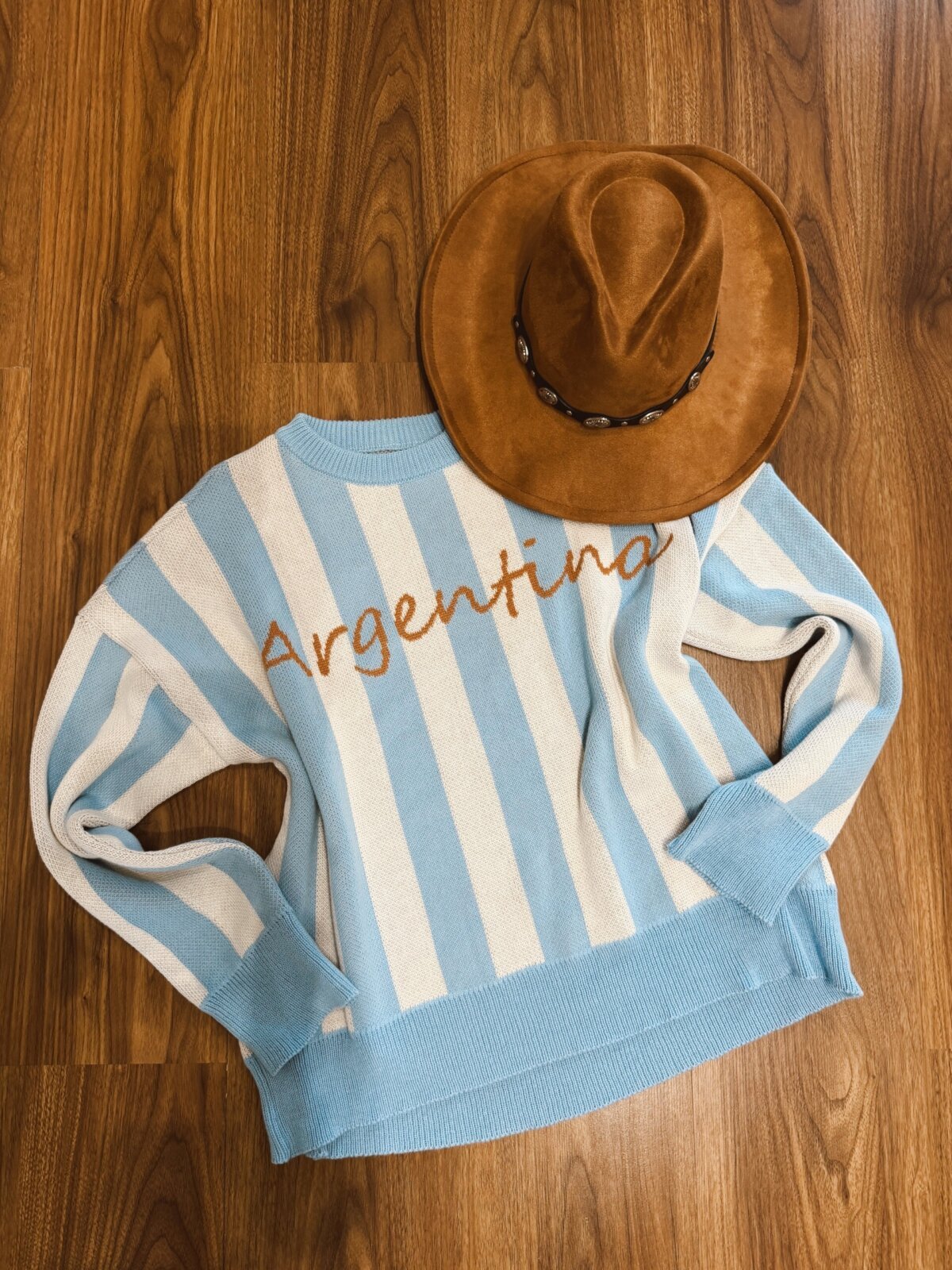 SWEATER LIVIANO ARGENTINA CELESTE