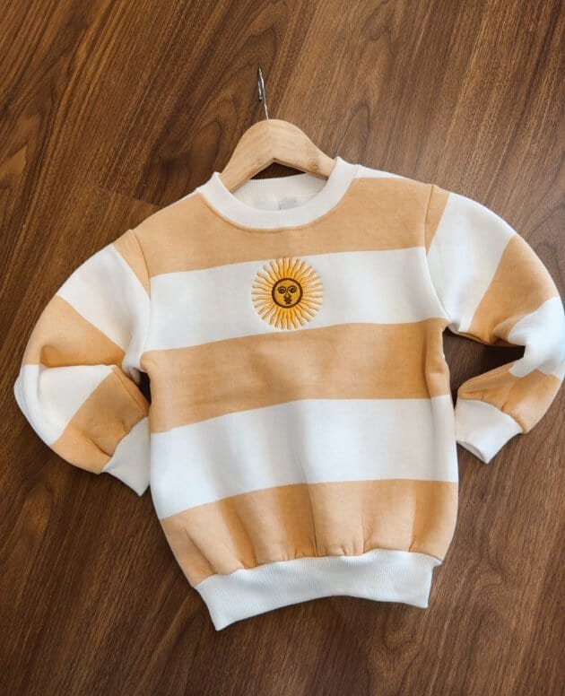 BUZO SOL DE MAYO NIÑO MAÍZ