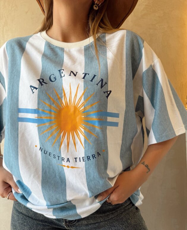 REMERA NUESTRA TIERRA